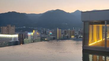 インフィニティ プール / 15