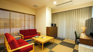 露天風呂付特別室 （90平米）和洋室 禁煙 (3名以上利用時のみ布団を用意)