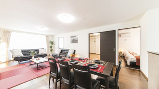 デラックス アパートメント