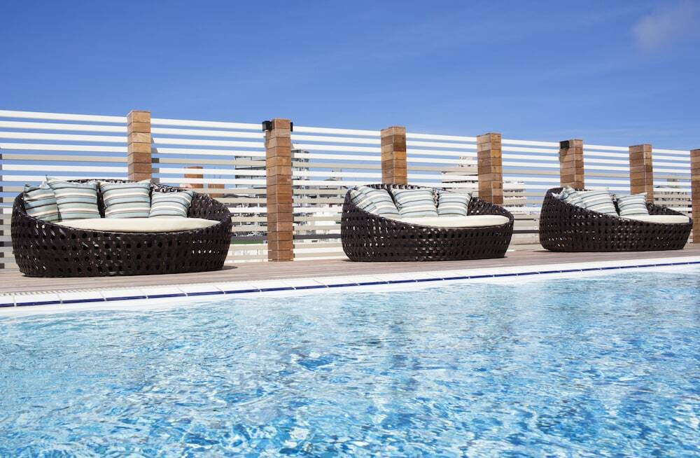 ラグジュアリーな空間で沖縄の自然を感じる3398213