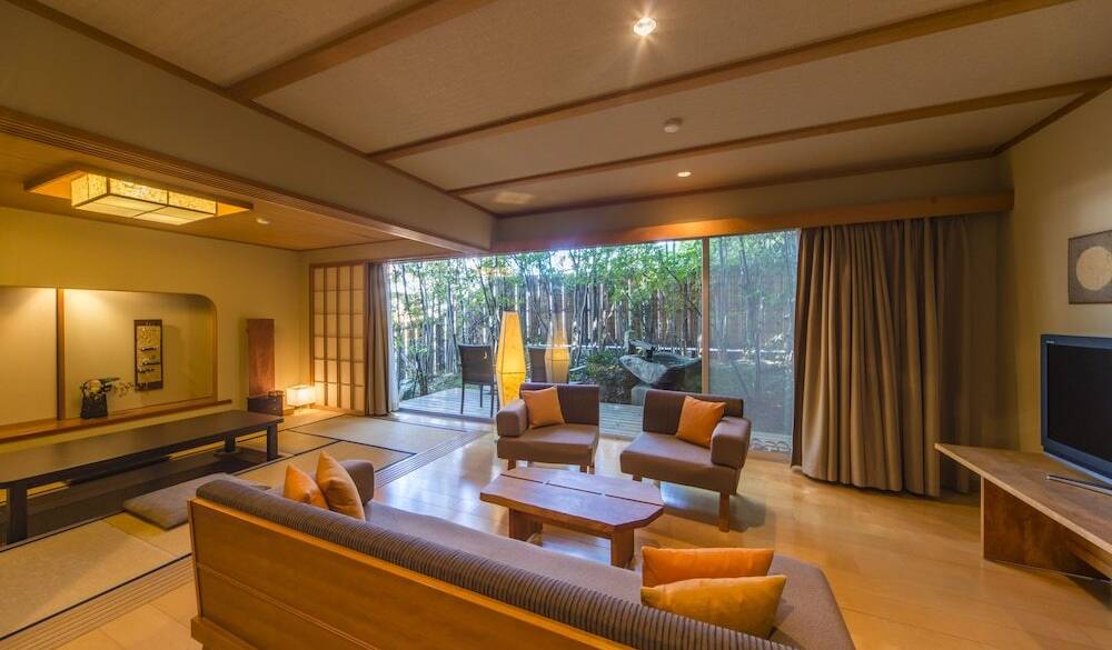 翆上楼客室「福寿」 / 5