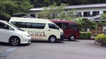 鉄道駅シャトル / 2