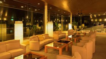 ロビー応接スペース / 8