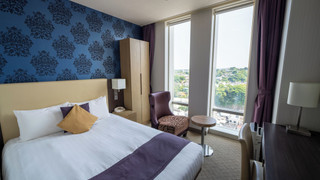 デラックス ダブルルーム ダブルベッド 1 台 禁煙