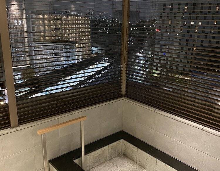 スイートのバスルーム / 2