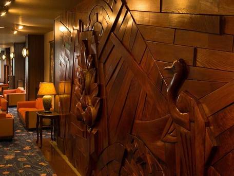 飛騨川沿いに佇む丹心の老舗宿 下呂温泉山形屋 / 2