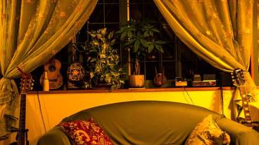 ロビーラウンジ / 3