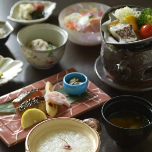 こだわりの和朝食で
エネルギー満タン / 1