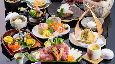 夕食／会席料理一例 / 3