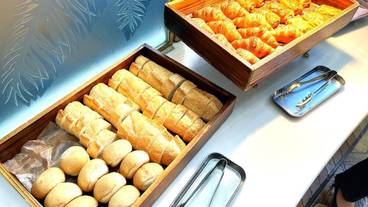 朝食ビュッフェ / 9