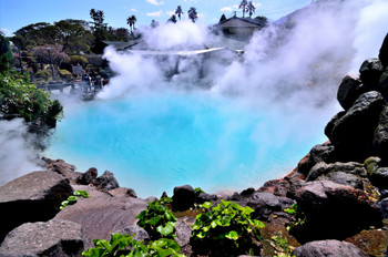 Beppu, a popular onsen resort for couples 3848530