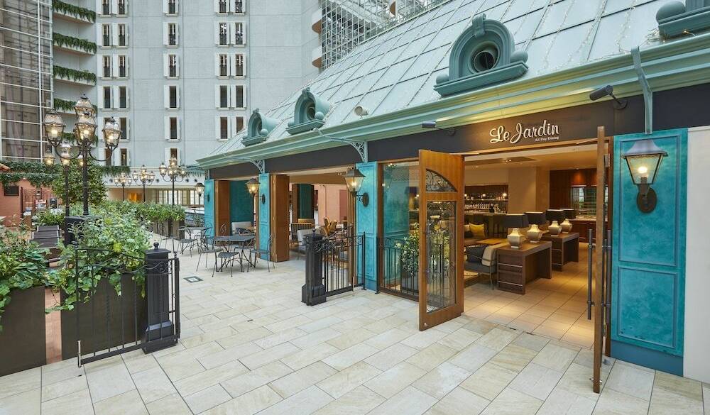 ル・ジャルダン入口 / 2