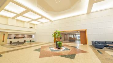 ホテルロビー① / 1