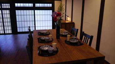 客室内のダイニングエリア / 10