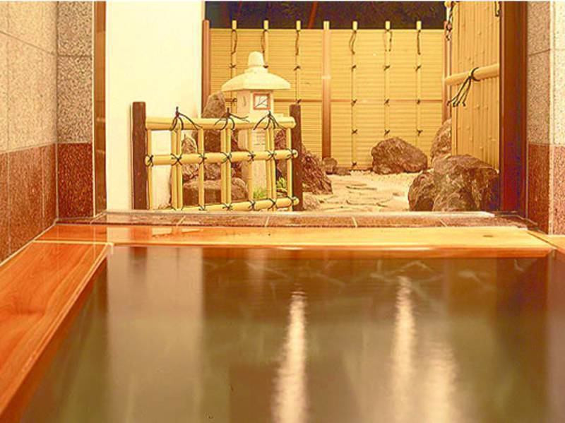 「つつじ亭」 その他 202963326 部屋の露天風呂、手すりをつけてくださいました