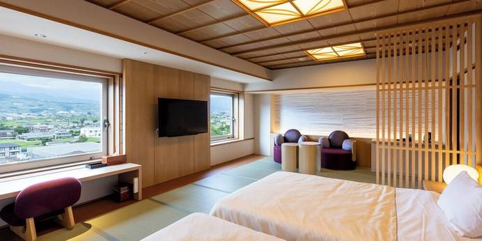 ホテル春日居（山梨県 リゾートホテル） / 1