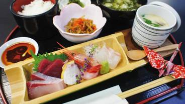 食事・飲み物 / 5