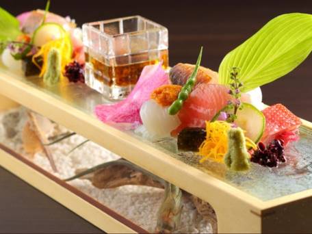 THE SHINRA 森羅 / 4