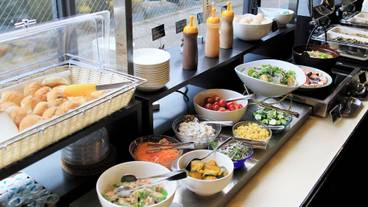 朝食ビュッフェ / 4