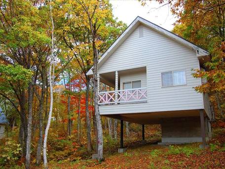 満天の星空が降りそそぐ森の別荘 リゾートヴィラ高山 / 4