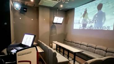 カラオケ ルーム / 8