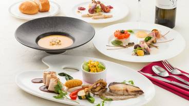 食事・飲み物 / 4