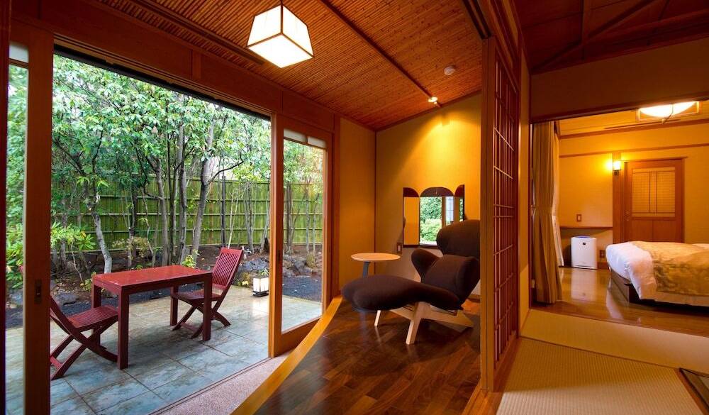 本館客室一例② / 5