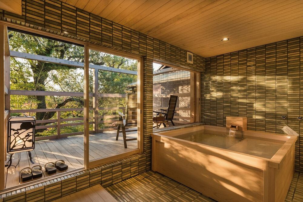 南禅寺 八千代（ナンゼンジ ヤチヨ） / 26