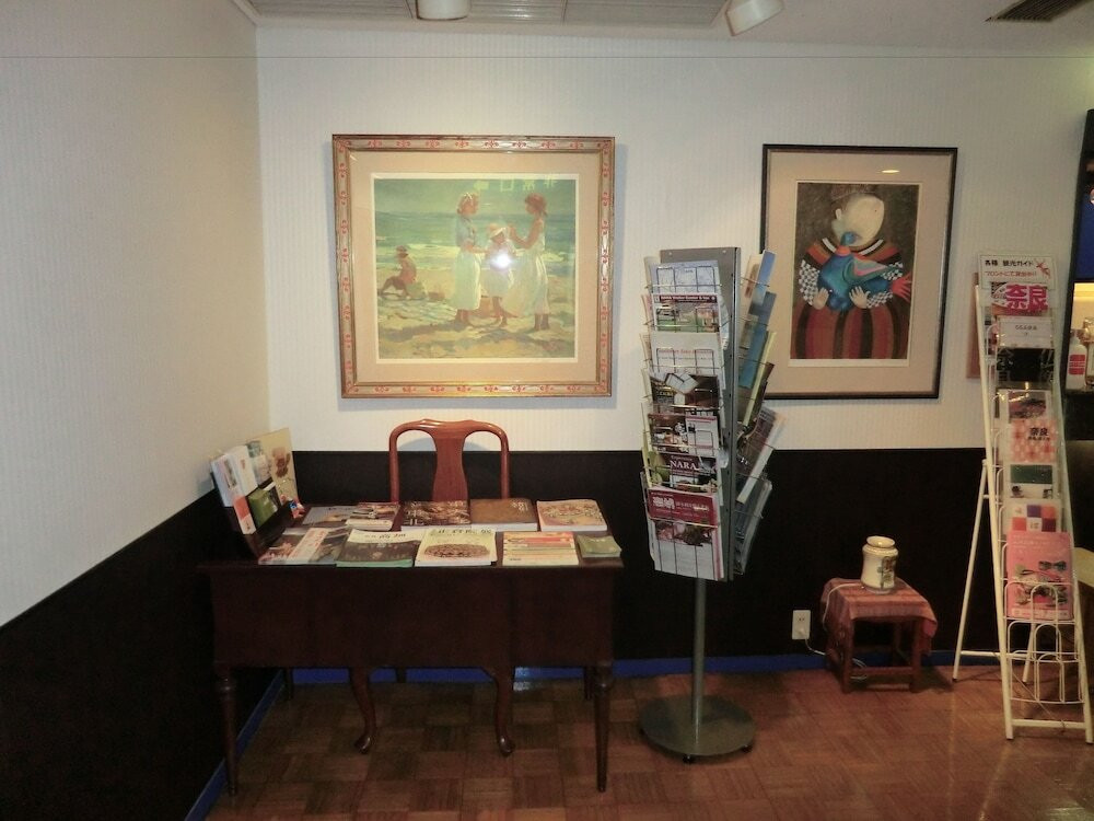 コンシェルジュ デスク