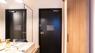 ツインルーム(二段ベッド·専用シャワー&トイレ付)