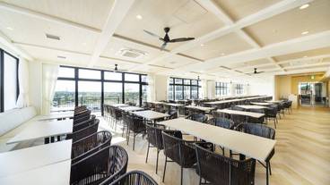 レストラン(1) / 8