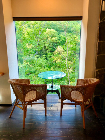 「カフェ 崖の上」 内観 136124465 