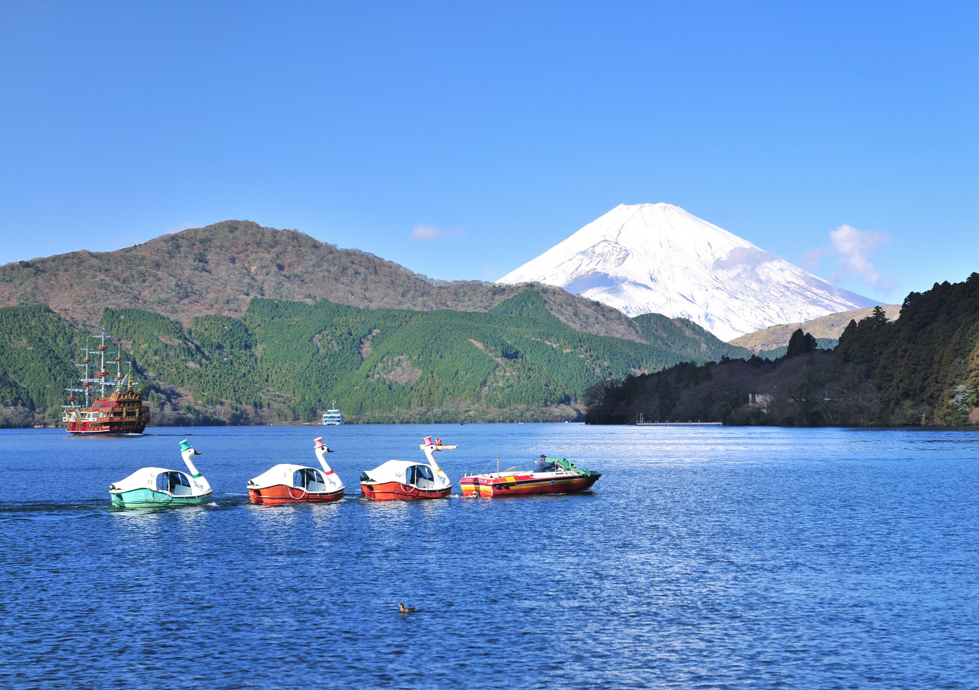 芦ノ湖と富士山-7809