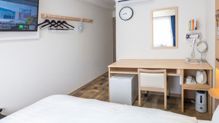 エコノミー ダブルルーム 喫煙可