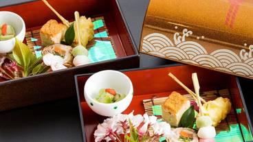 食事・飲み物 / 8