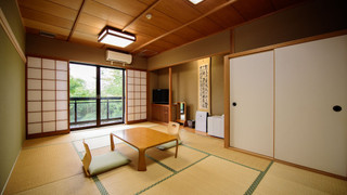 和室12畳1F　バス,シャワー無し　(禁煙)