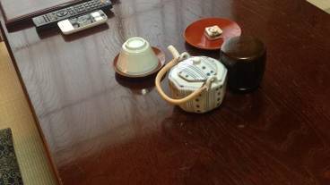 客室内のダイニングエリア / 18