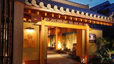 施設の入り口 / 11