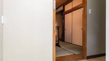 内部エントランス / 2