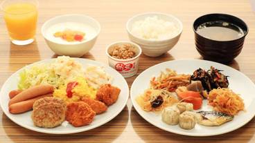 食事・飲み物 / 4