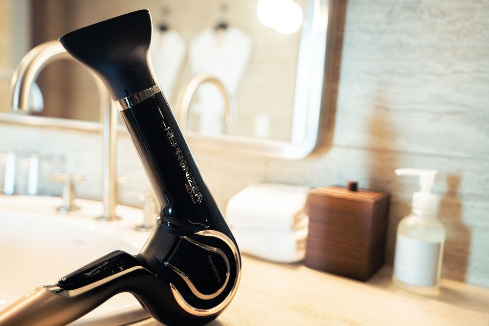 ヘアドライヤー