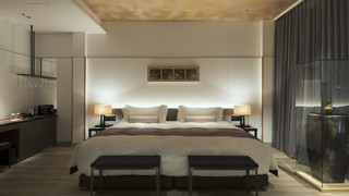 エグゼクティブ