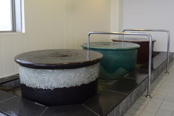 芯から温まる壺湯にもチャレンジ3672864