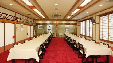 ボールルーム / 3