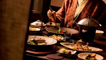 夕食の食事風景イメージ / 5