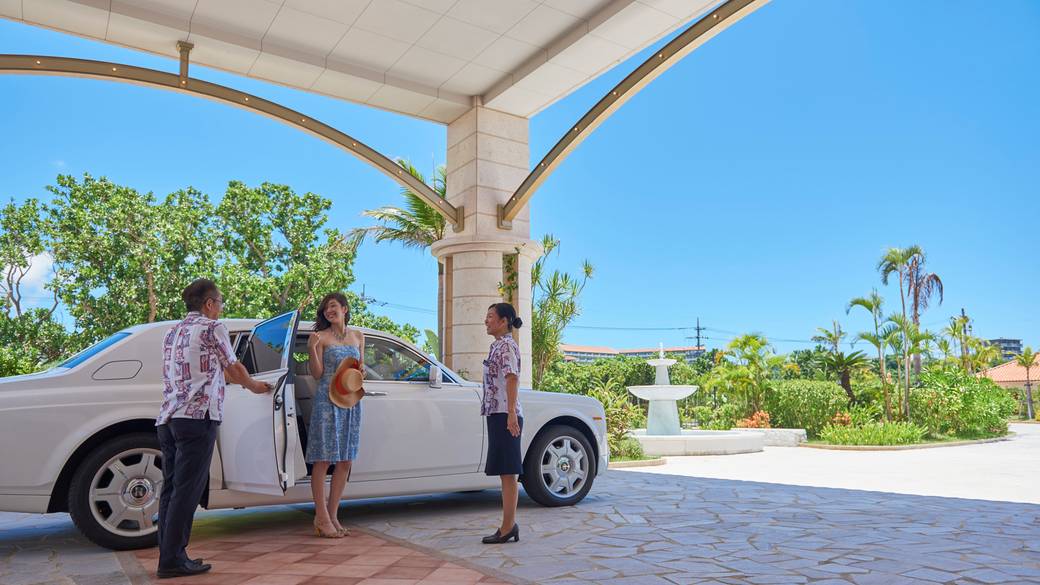 ホテルエントランス / 3