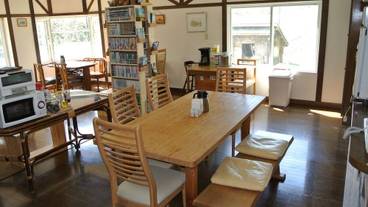 朝食スペース / 8