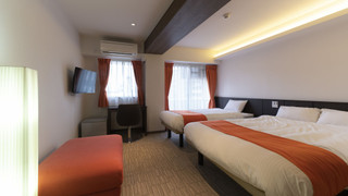 コンフォート ツインルーム (チェックイン22時まで)