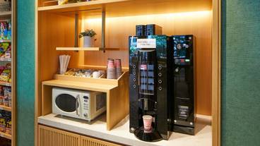 施設内の設備 / 15