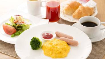 食事・飲み物 / 11